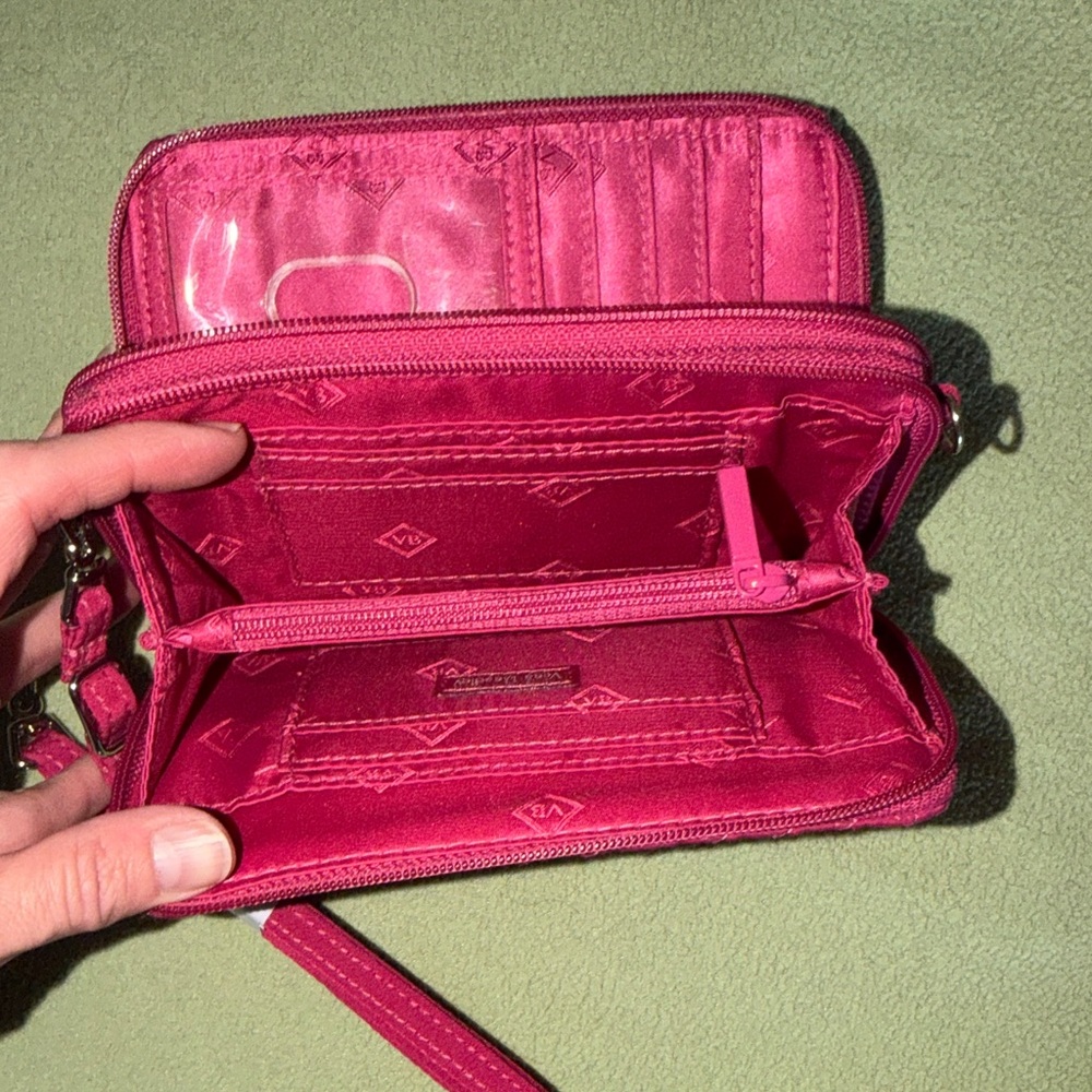 Vera Bradley Quilted Pink Wristlet - Picture 4 of 8